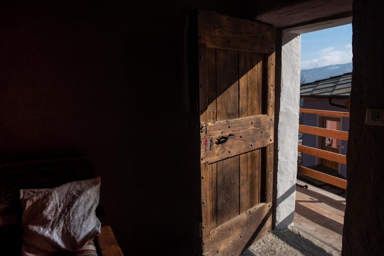 Agribenessere Agli Abatti Barge Exterior photo