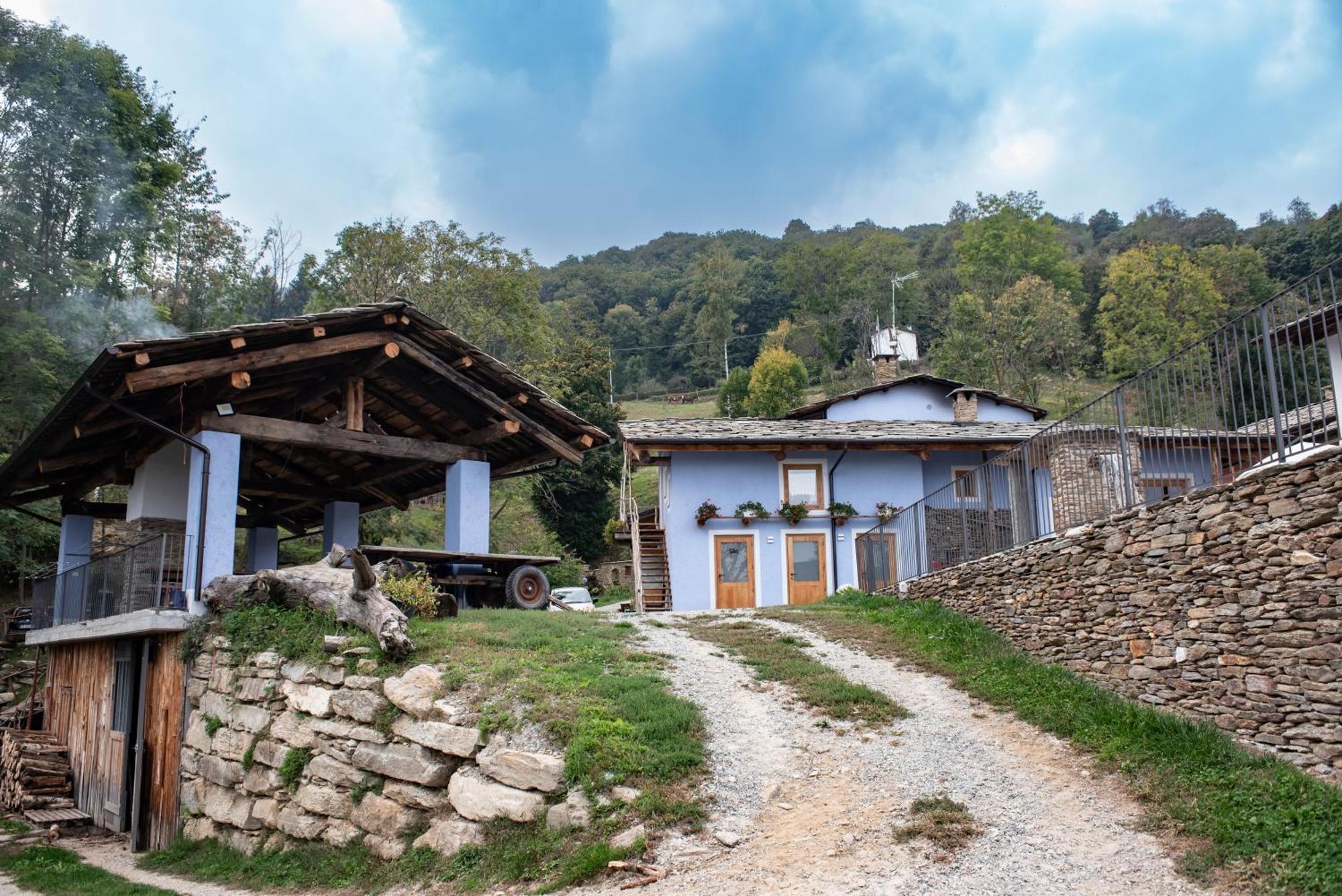 Agribenessere Agli Abatti Barge Exterior photo