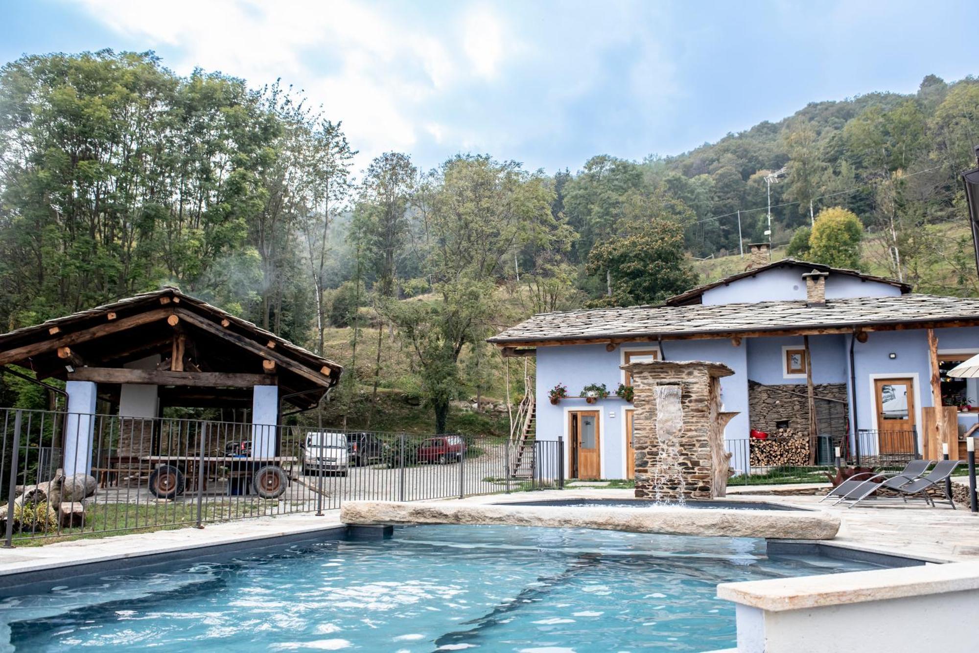 Agribenessere Agli Abatti Barge Exterior photo